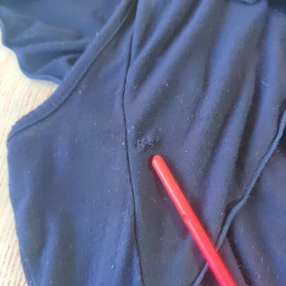 Pair of Motherhood Maternity gathered stretch top sz M - Picture 10 of 10